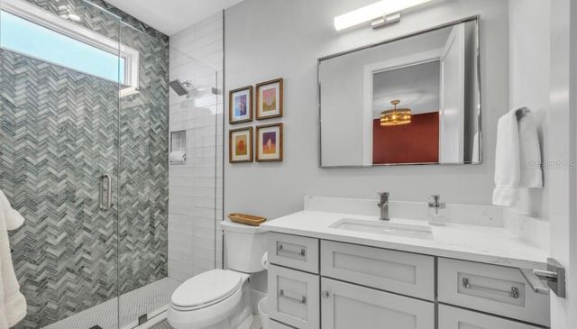 106 11TH STREET S, Bradenton Beach, FL 34217