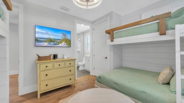 106 11TH STREET S, Bradenton Beach, FL 34217