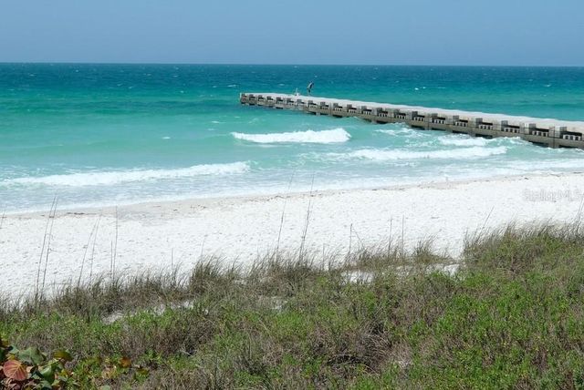 106 11TH STREET S, Bradenton Beach, FL 34217