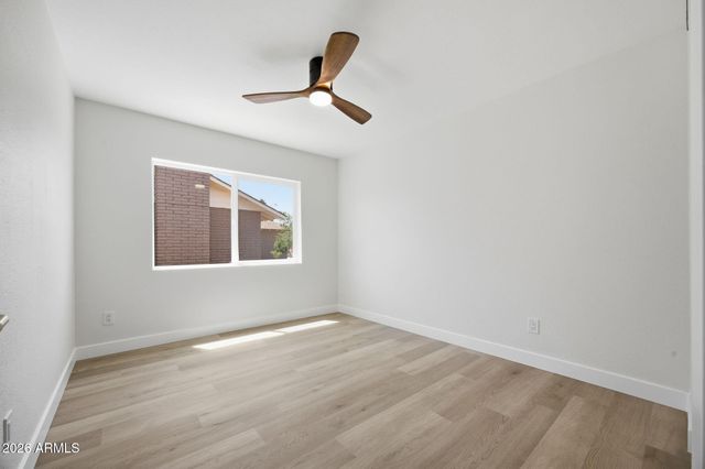 4605 W ECHO Lane, Glendale, AZ 85302