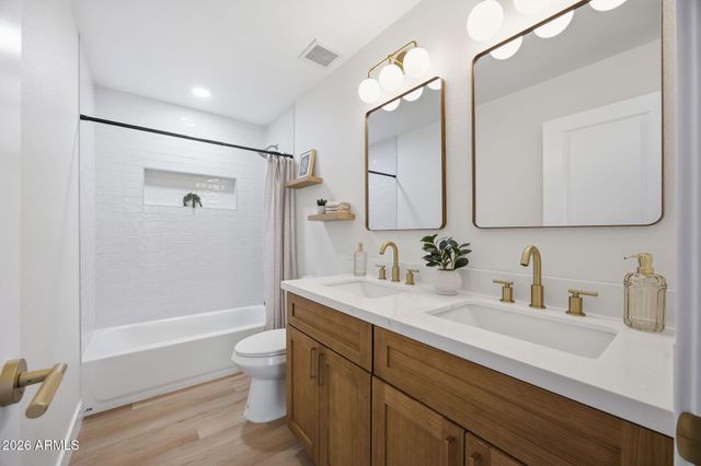 4605 W ECHO Lane, Glendale, AZ 85302