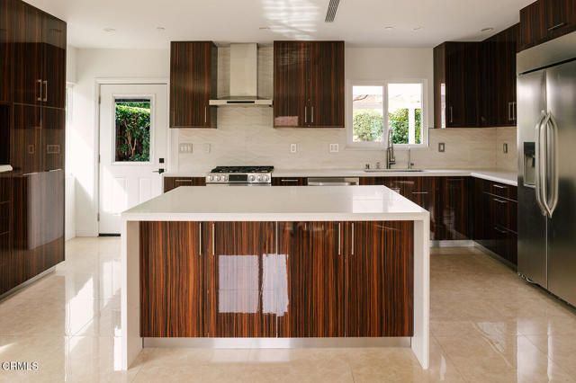 2506 Weston Place, Glendale, CA 91208