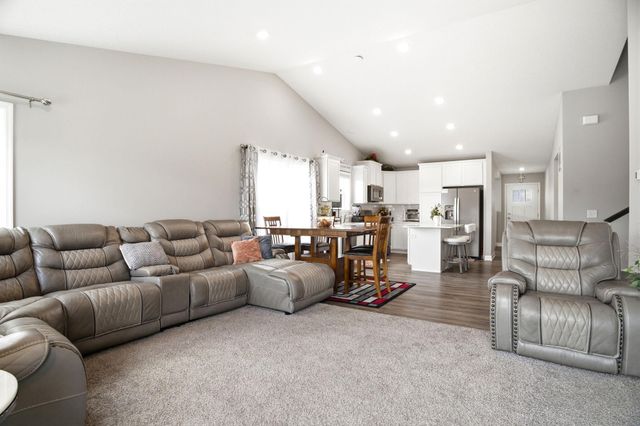 12839 Fraizer Street NE, Blaine, MN 55449