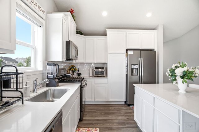 12839 Fraizer Street NE, Blaine, MN 55449