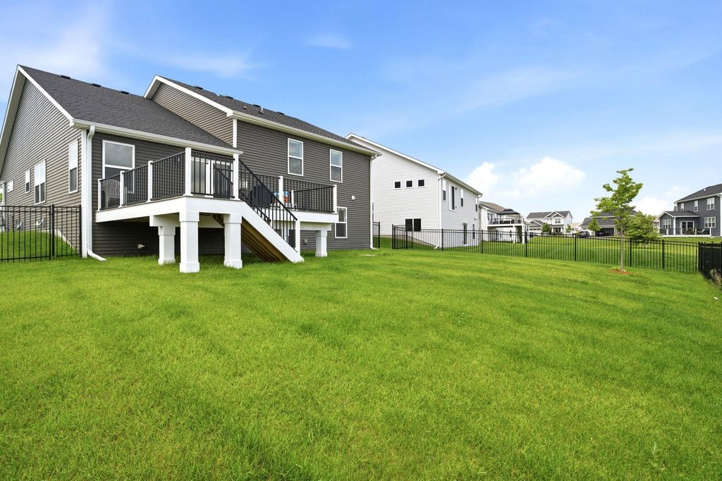 12839 Fraizer Street NE, Blaine, MN 55449 — photo 3