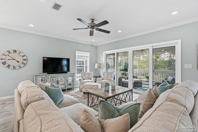 6597 Carlinga Dr, Pensacola, FL 32507