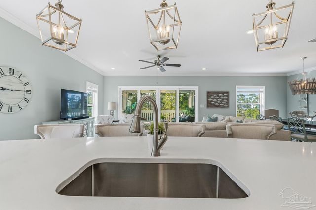 6597 Carlinga Dr, Pensacola, FL 32507