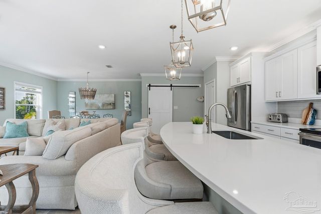 6597 Carlinga Dr, Pensacola, FL 32507