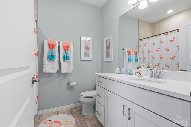 6597 Carlinga Dr, Pensacola, FL 32507