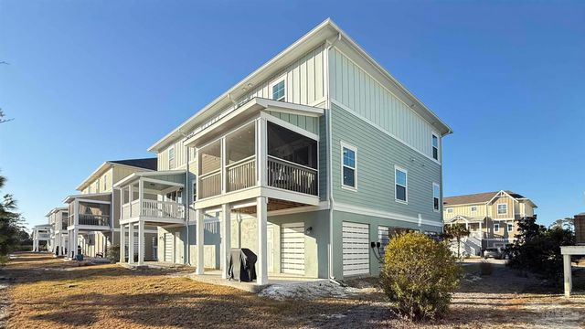 6597 Carlinga Dr, Pensacola, FL 32507