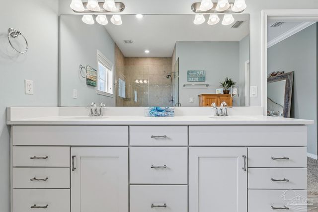 6597 Carlinga Dr, Pensacola, FL 32507