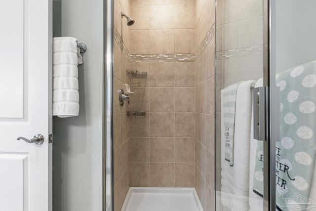 6597 Carlinga Dr, Pensacola, FL 32507