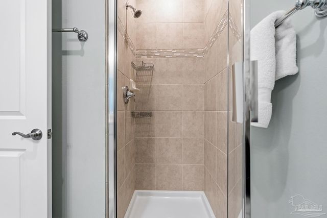 6597 Carlinga Dr, Pensacola, FL 32507