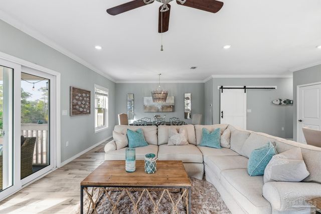 6597 Carlinga Dr, Pensacola, FL 32507