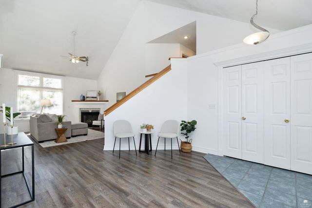 620 Dehoff Drive, Manhattan, KS 66502