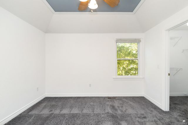 620 Dehoff Drive, Manhattan, KS 66502