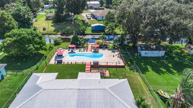 114 LAKE HUNTLEY DRIVE, Lake Placid, FL 33852