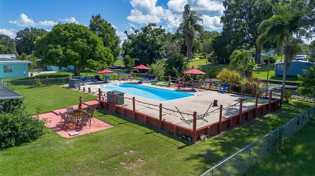 114 LAKE HUNTLEY DRIVE, Lake Placid, FL 33852