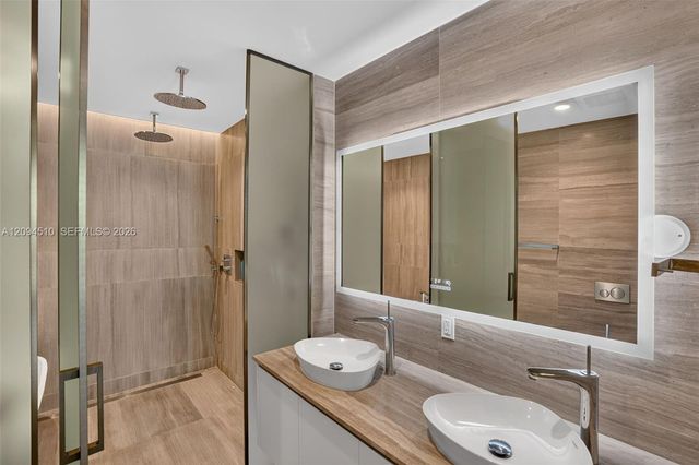 5775 Collins Avenue 705, Miami Beach, FL 33140
