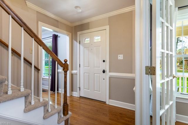 101 Yorkwood LN, Yorktown, VA 23692