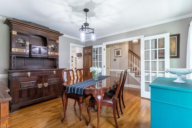 101 Yorkwood LN, Yorktown, VA 23692