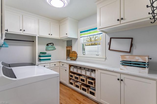 101 Yorkwood LN, Yorktown, VA 23692