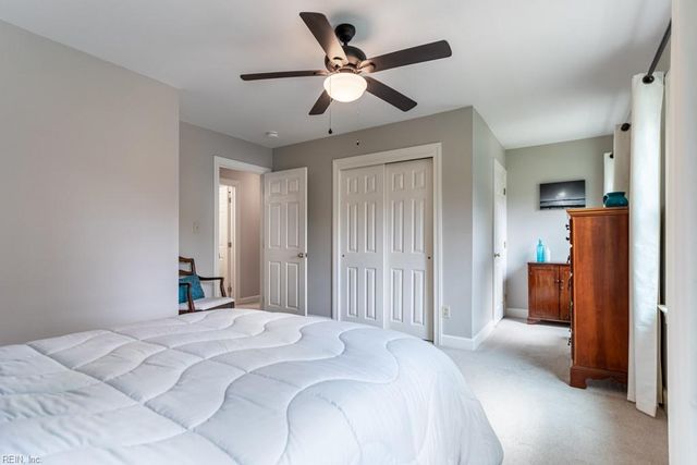 101 Yorkwood LN, Yorktown, VA 23692