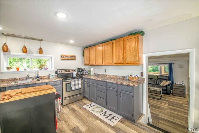 34 Blythe Road, Hannibal, NY 13074