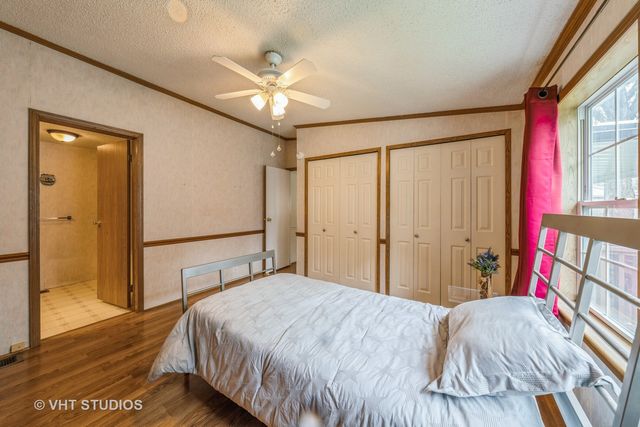 6801 S LaGrange Road E15, Hodgkins, IL 60525