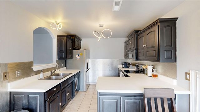 2903 S D Street, Rogers, AR 72758
