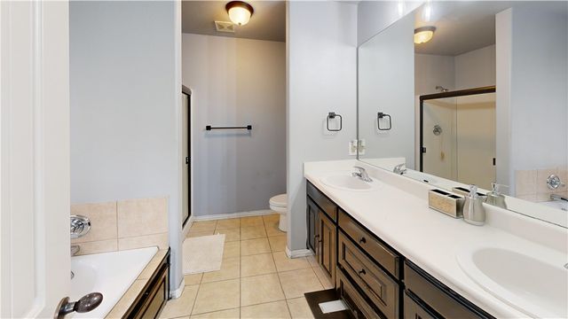 2903 S D Street, Rogers, AR 72758