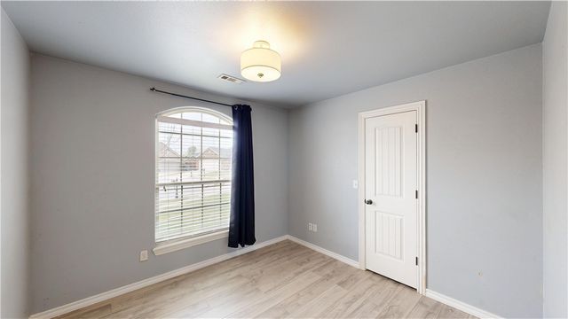 2903 S D Street, Rogers, AR 72758