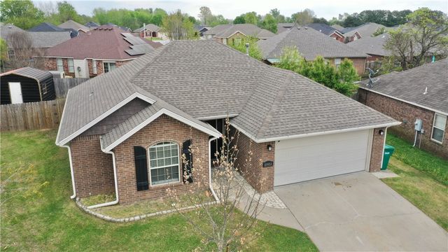 2903 S D Street, Rogers, AR 72758