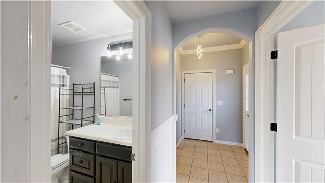 2903 S D Street, Rogers, AR 72758