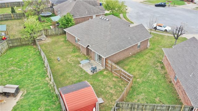 2903 S D Street, Rogers, AR 72758