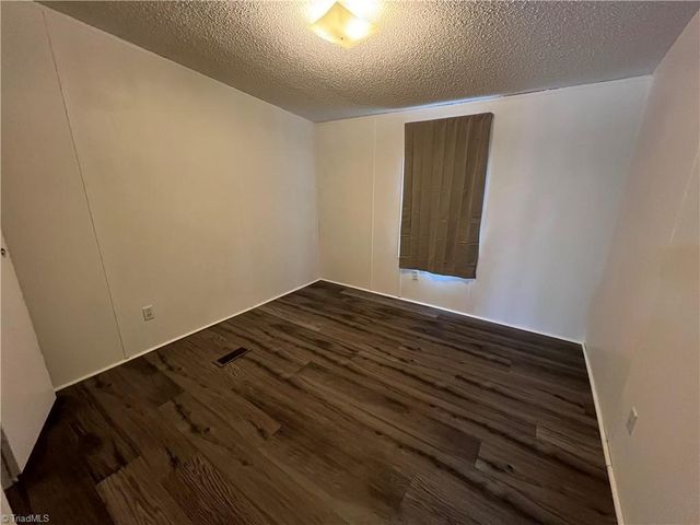 270 Gem Stone Loop, Summerfield, NC 27358