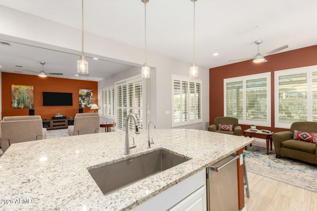 8144 W SILVER SPRING Way, Florence, AZ 85132