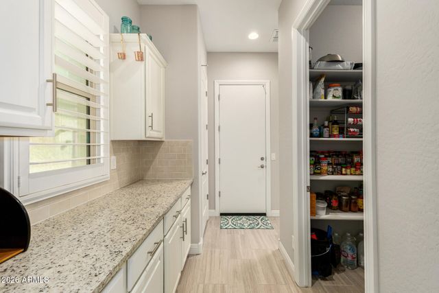 8144 W SILVER SPRING Way, Florence, AZ 85132