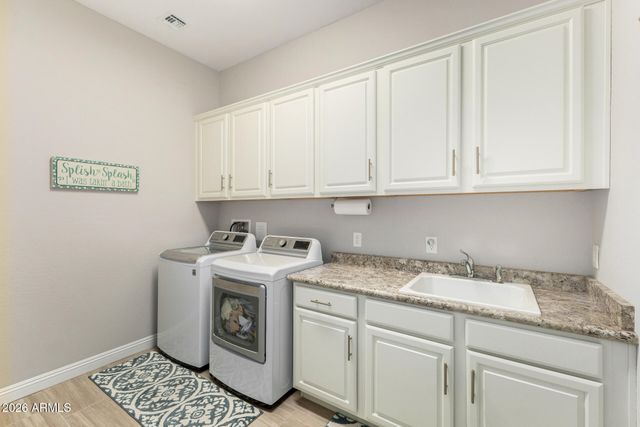 8144 W SILVER SPRING Way, Florence, AZ 85132