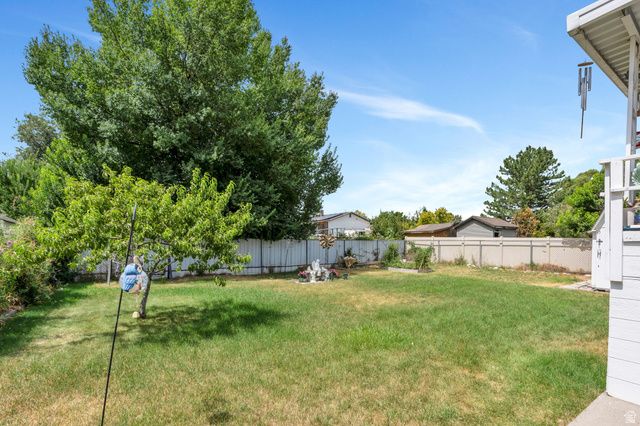 4428 S RED CHERRY CIR, West Valley City, UT 84120
