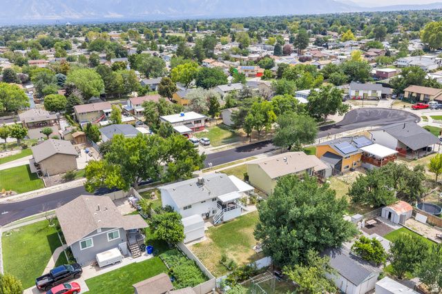 4428 S RED CHERRY CIR, West Valley City, UT 84120