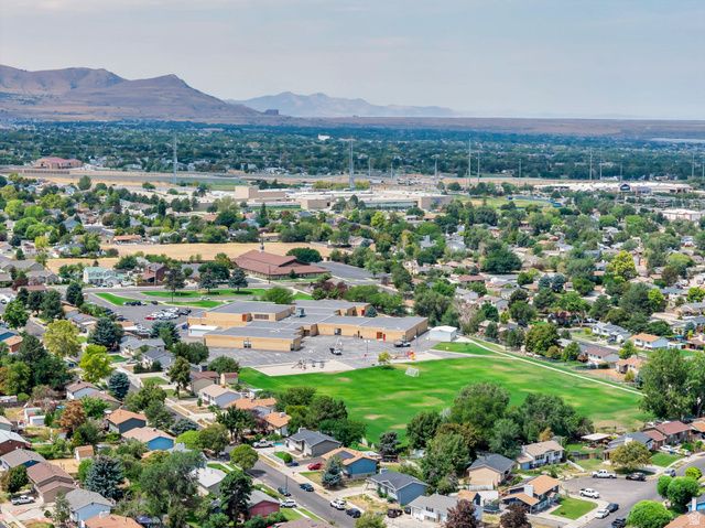 4428 S RED CHERRY CIR, West Valley City, UT 84120