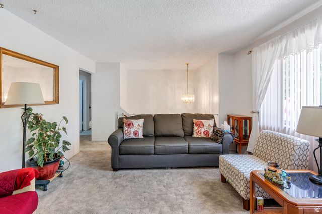 4428 S RED CHERRY CIR, West Valley City, UT 84120