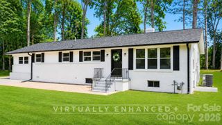 965 23rd Avenue NE, Hickory, NC 28601