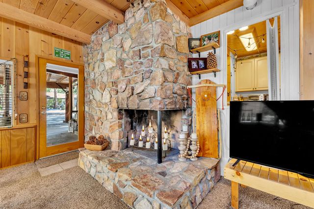25437 Nestwa Trail, Idyllwild, CA 92549