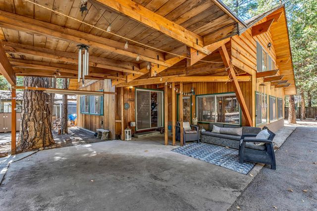 25437 Nestwa Trail, Idyllwild, CA 92549