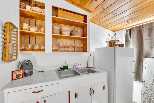 25437 Nestwa Trail, Idyllwild, CA 92549