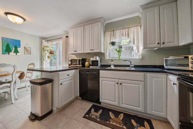 2 Bayview Terrace Road K, Hooksett, NH 03106