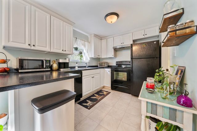 2 Bayview Terrace Road K, Hooksett, NH 03106