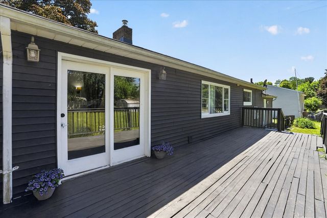340 Lakeshore Drive, Battle Creek, MI 49015